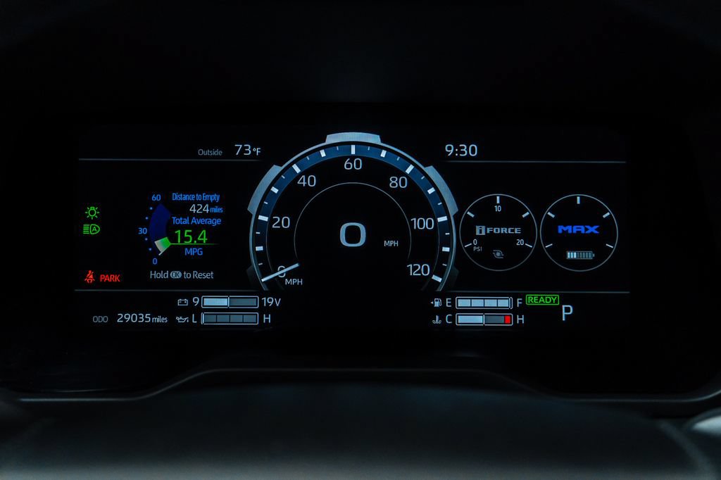 Used 2023 Toyota Tundra Platinum AWD/4WD image 14