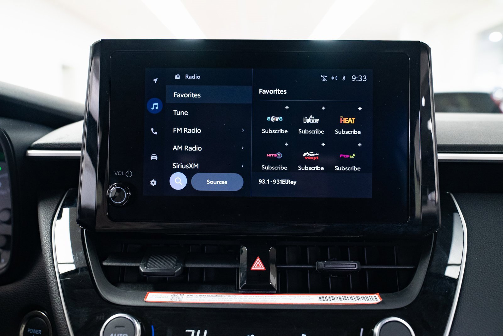 Used 2025 Toyota Corolla LE image 14