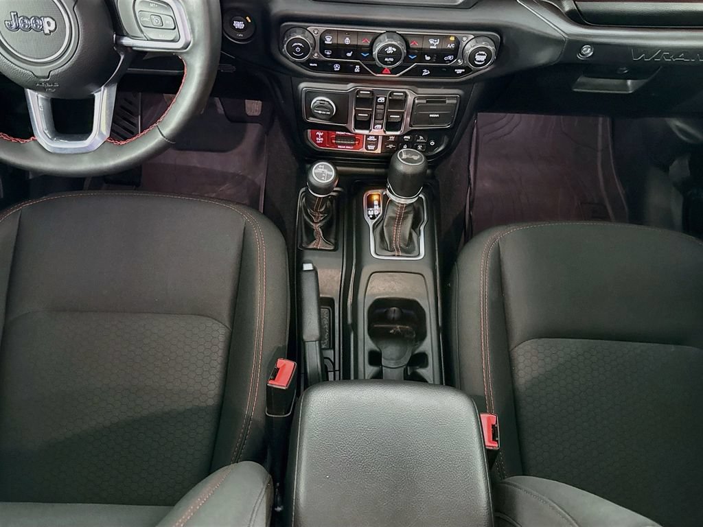 Used 2021 Jeep Wrangler Unlimited Rubicon AWD/4WD image 16