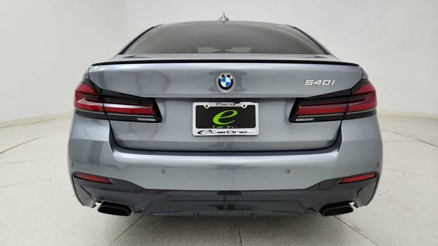Used 2023 BMW 540i w/ M Sport Package image 9