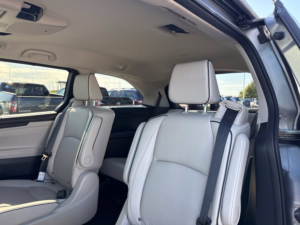 Certified 2026 Honda Odyssey Touring image 17