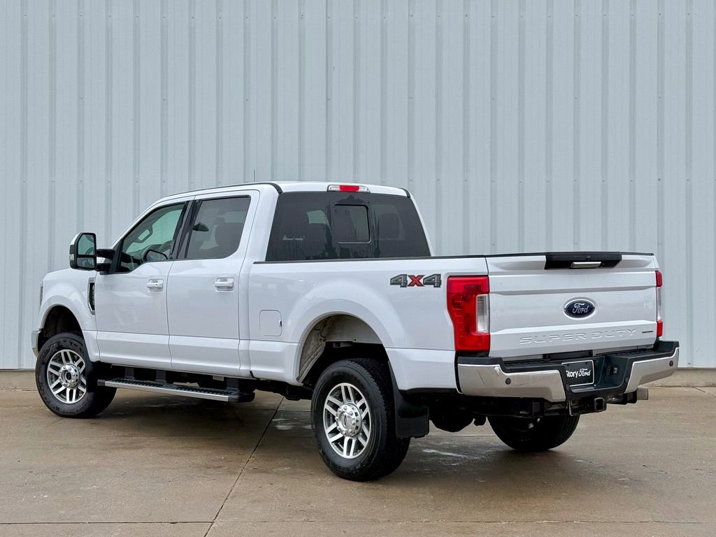 Used 2019 Ford F250 Lariat w/ Lariat Value Package image 3