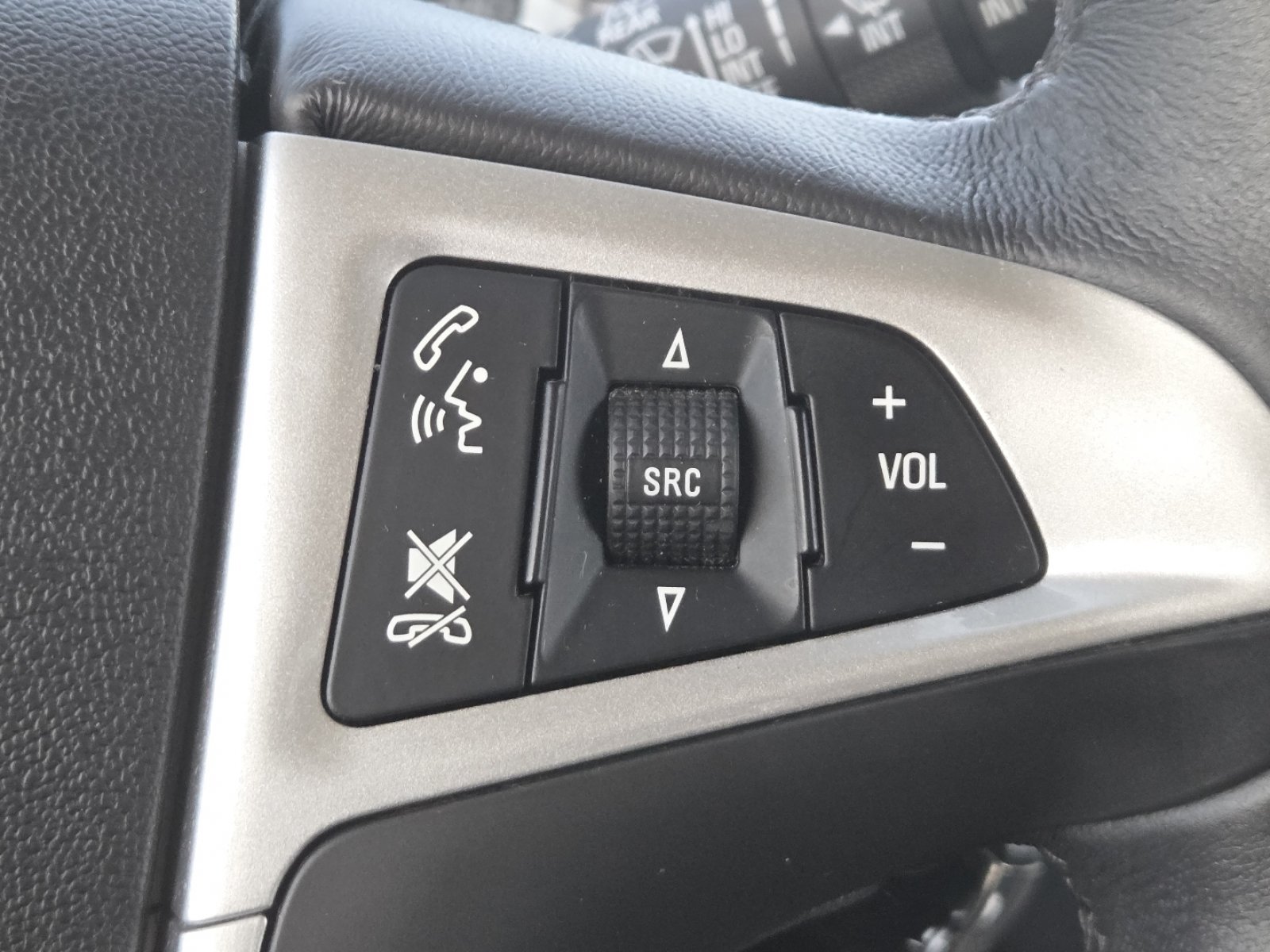 Used 2015 Chevrolet Equinox LT FWD image 30