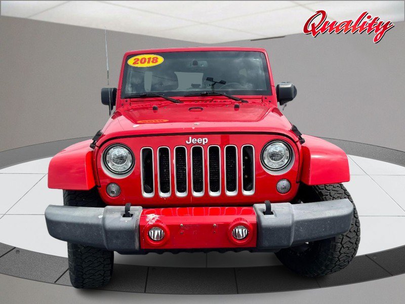 Used 2018 Jeep Wrangler Unlimited Sahara w/ Connectivity Group AWD/4WD image 10