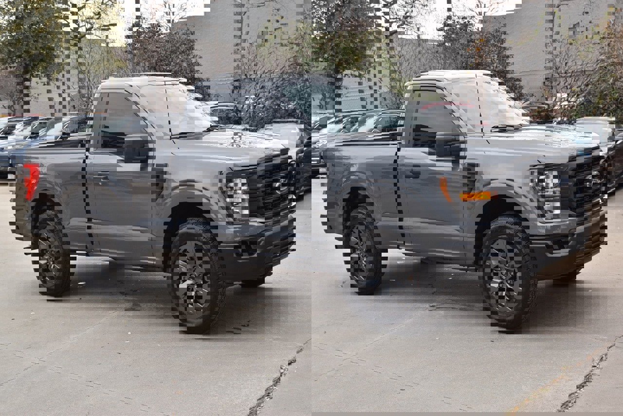 Used 2023 Ford F150 XL image 5