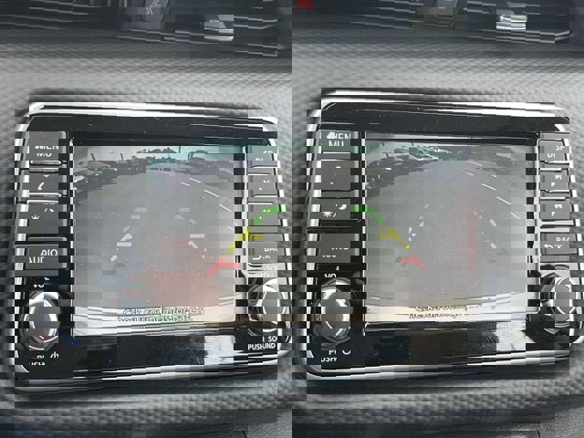 New 2025 Nissan Kicks Play S image 29