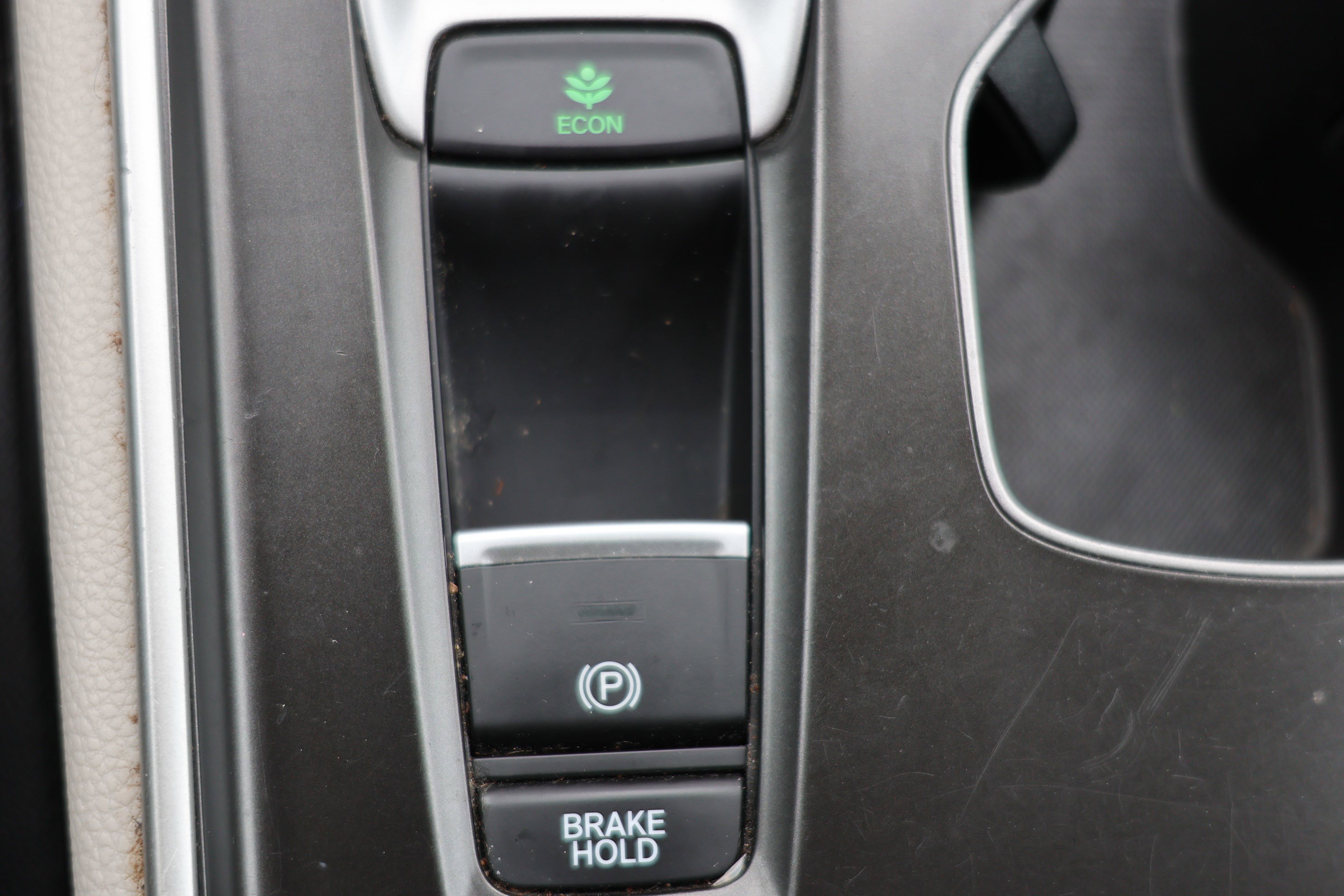 Used 2018 Honda Accord LX image 29