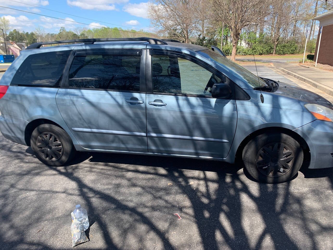 Used 2007 Toyota Sienna LE FWD image 4