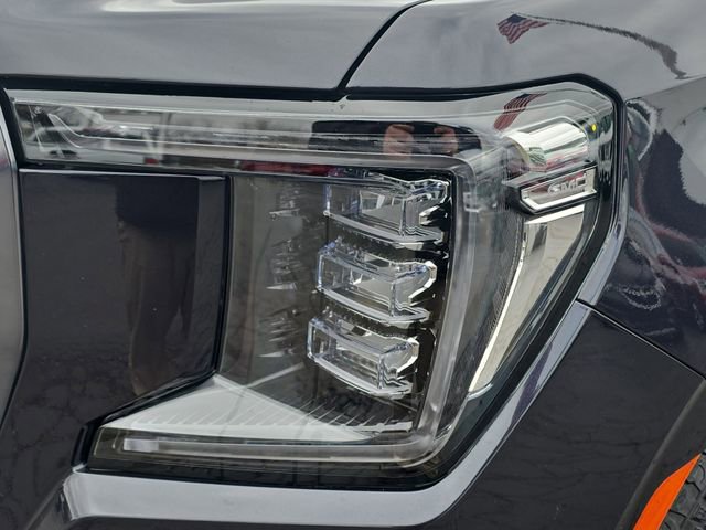 Used 2024 GMC Yukon XL AT4 w/ AT4 Premium Plus Package image 34