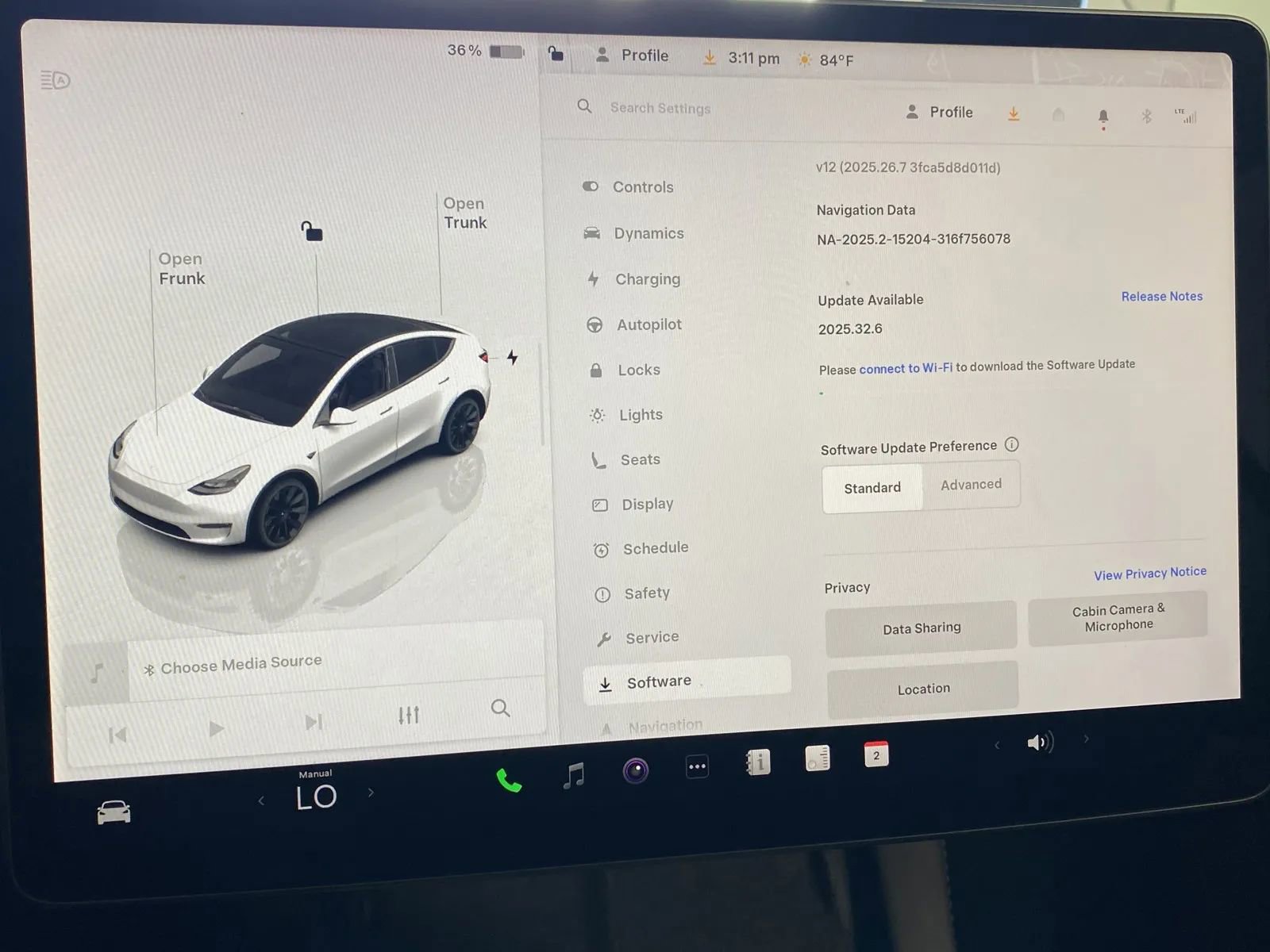 Used 2023 Tesla Model Y AWD image 13