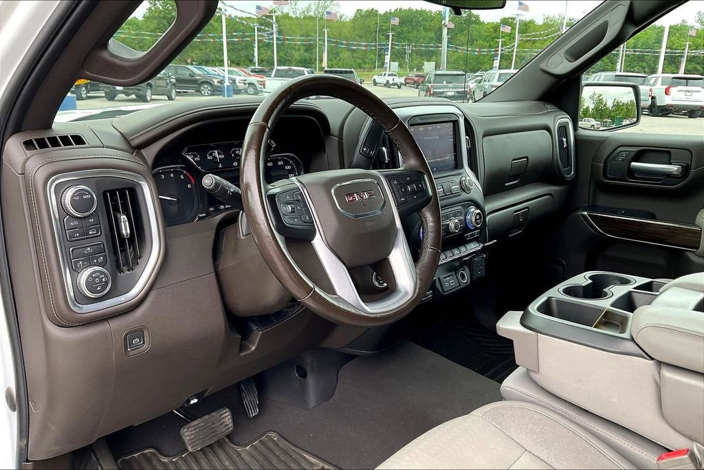 Used 2021 GMC Sierra 1500 SLE w/ Driver Alert Package II AWD/4WD image 13
