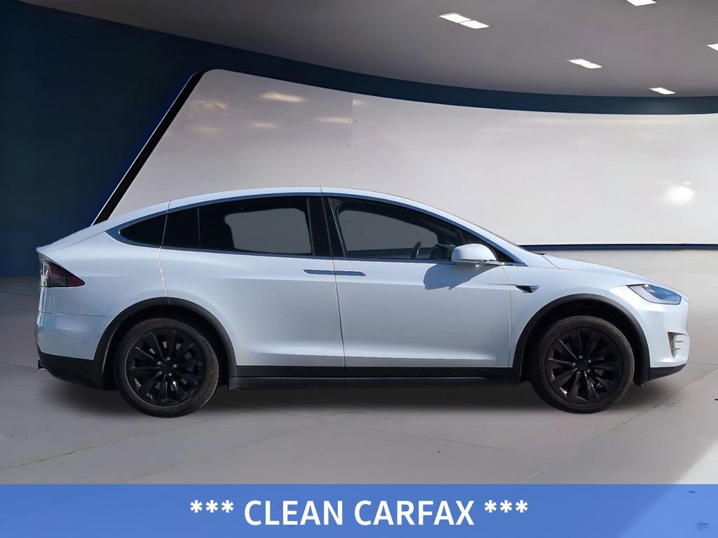 Used 2020 Tesla Model X Long Range image 2