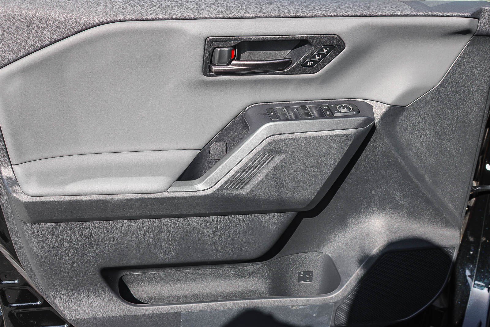 New 2026 Toyota RAV4 XSE AWD/4WD image 23