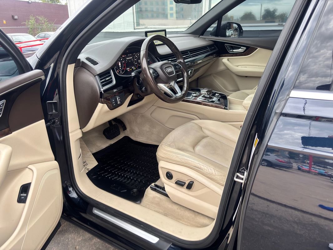 Used 2017 Audi Q7 3.0T Premium Plus image 17