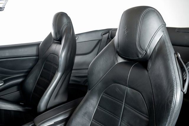 Certified 2017 Ferrari California T image 18