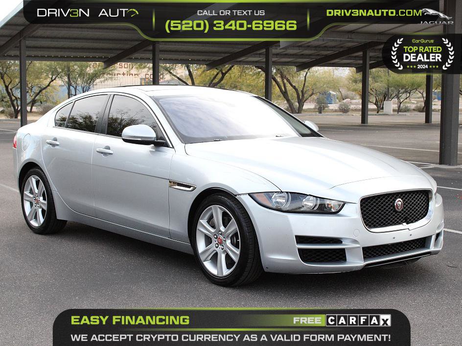 Used 2018 Jaguar XE Premium image 1