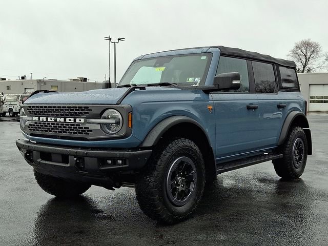 Used 2022 Ford Bronco Badlands image 6