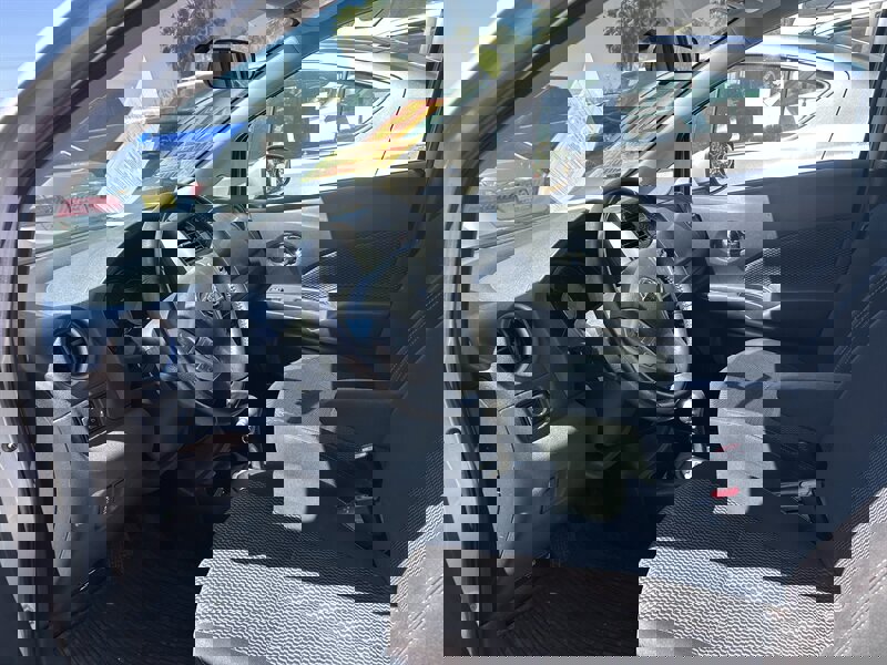 Used 2015 Nissan Versa Note SV image 14