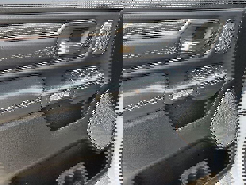 Used 2021 RAM 1500 Limited AWD/4WD image 22