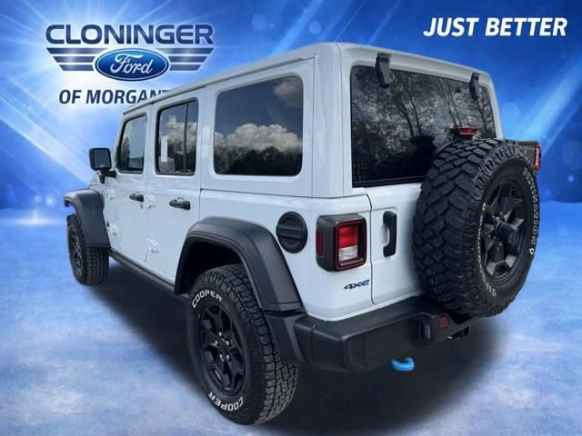 Used 2023 Jeep Wrangler Unlimited w/ Cold Weather Group AWD/4WD image 8