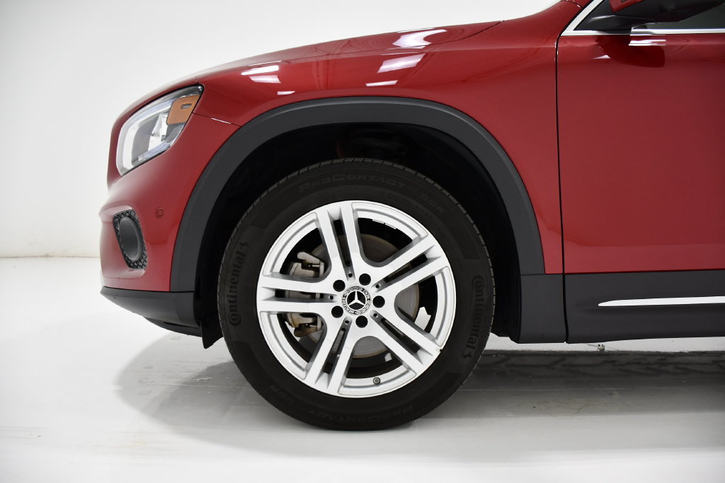 Used 2022 Mercedes-Benz GLB 250 4MATIC image 7