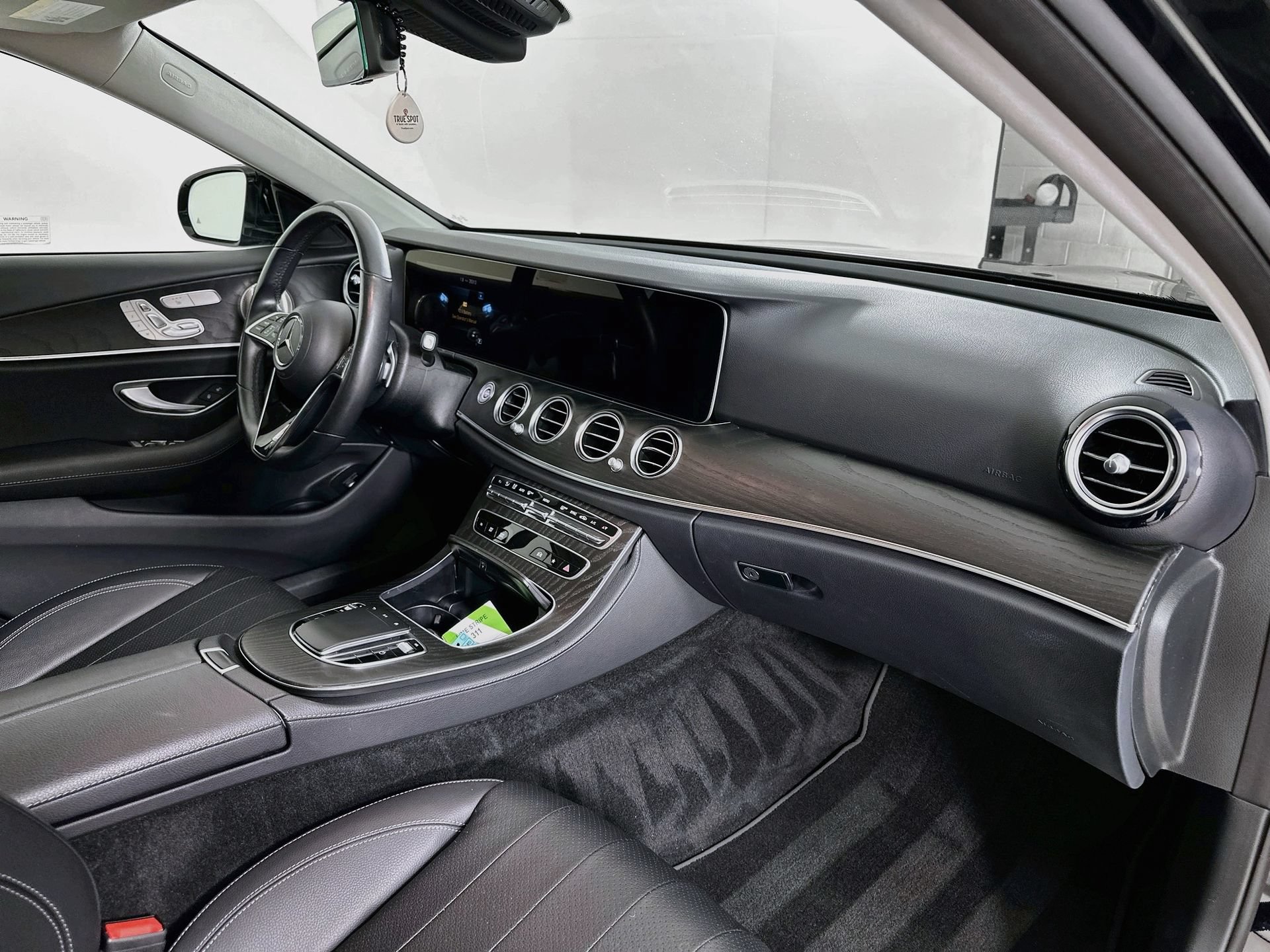 Certified 2023 Mercedes-Benz E 350 4MATIC Sedan image 32