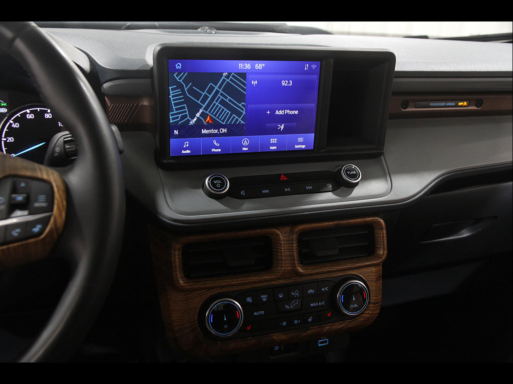 Used 2023 Ford Maverick Lariat w/ Lariat Luxury Package FWD image 9