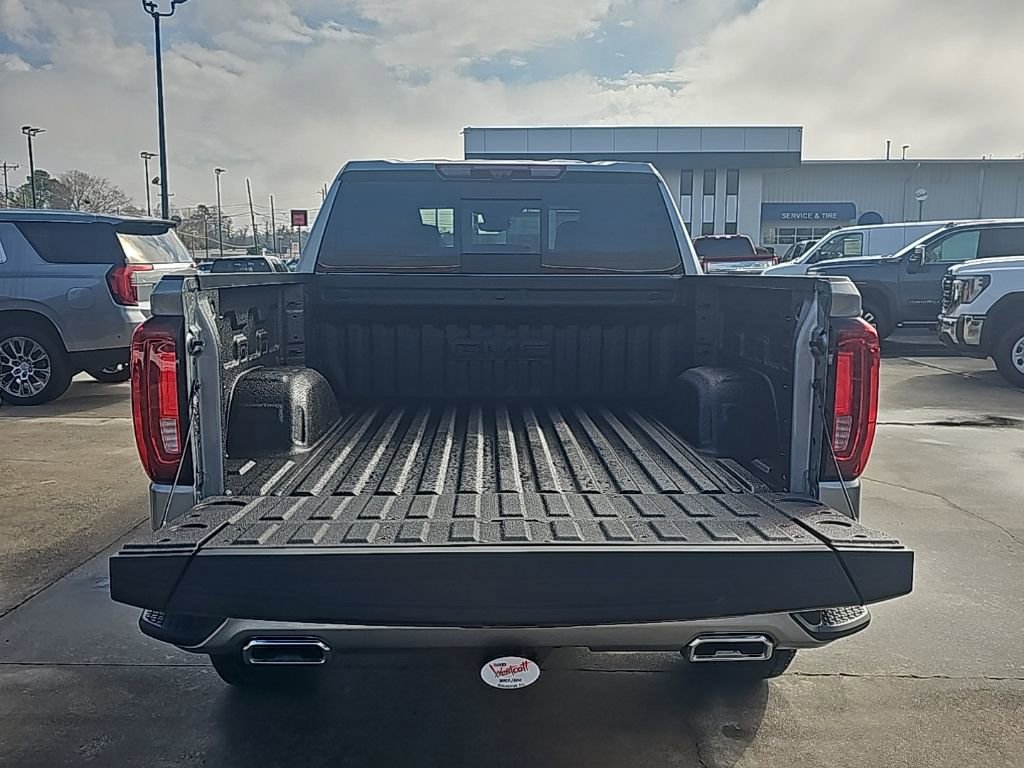 New 2026 GMC Sierra 1500 AT4 w/ Technology Package image 6