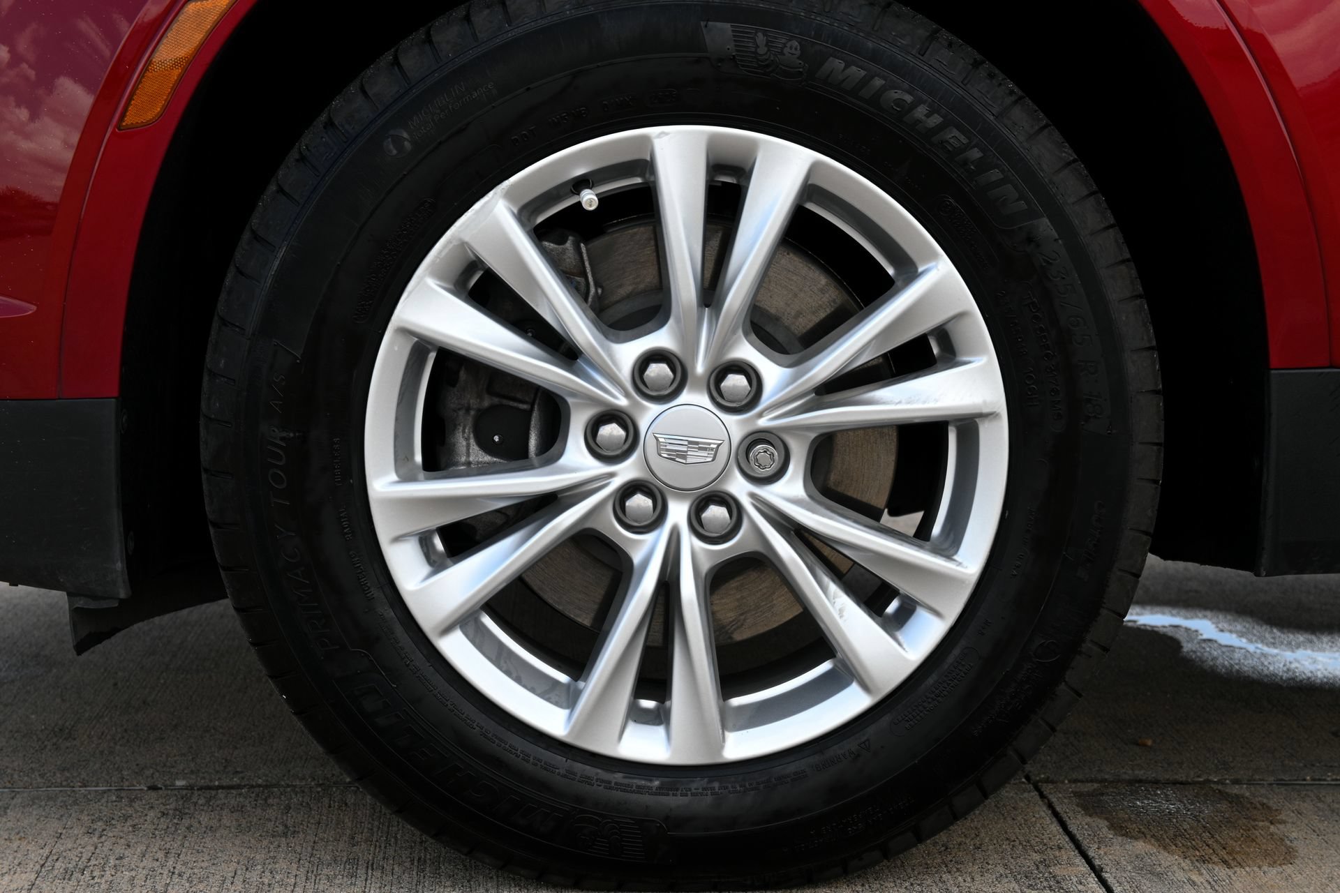 Certified 2025 Cadillac XT5 Luxury FWD image 29