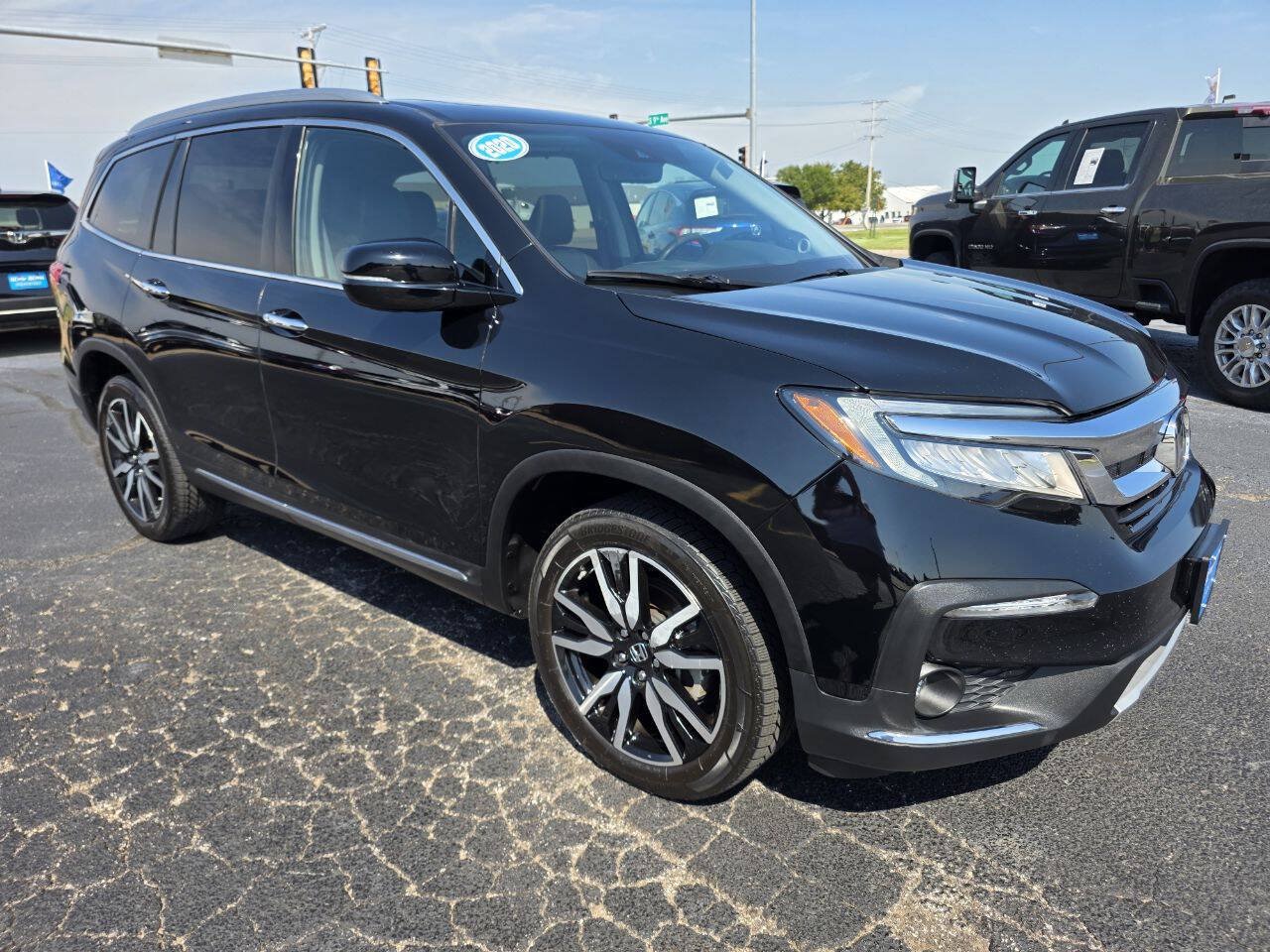 Used 2021 Honda Pilot Touring image 2