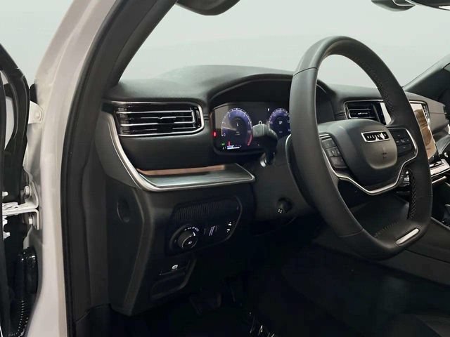 Used 2024 Jeep Wagoneer Series II w/ Flexible Seating Group RWD image 32