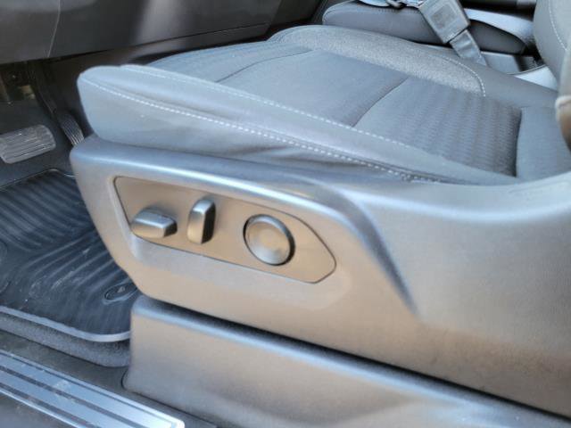 Used 2023 Chevrolet Silverado 1500 LT image 9