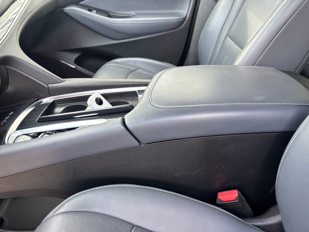 Used 2024 Buick Enclave Premium image 23