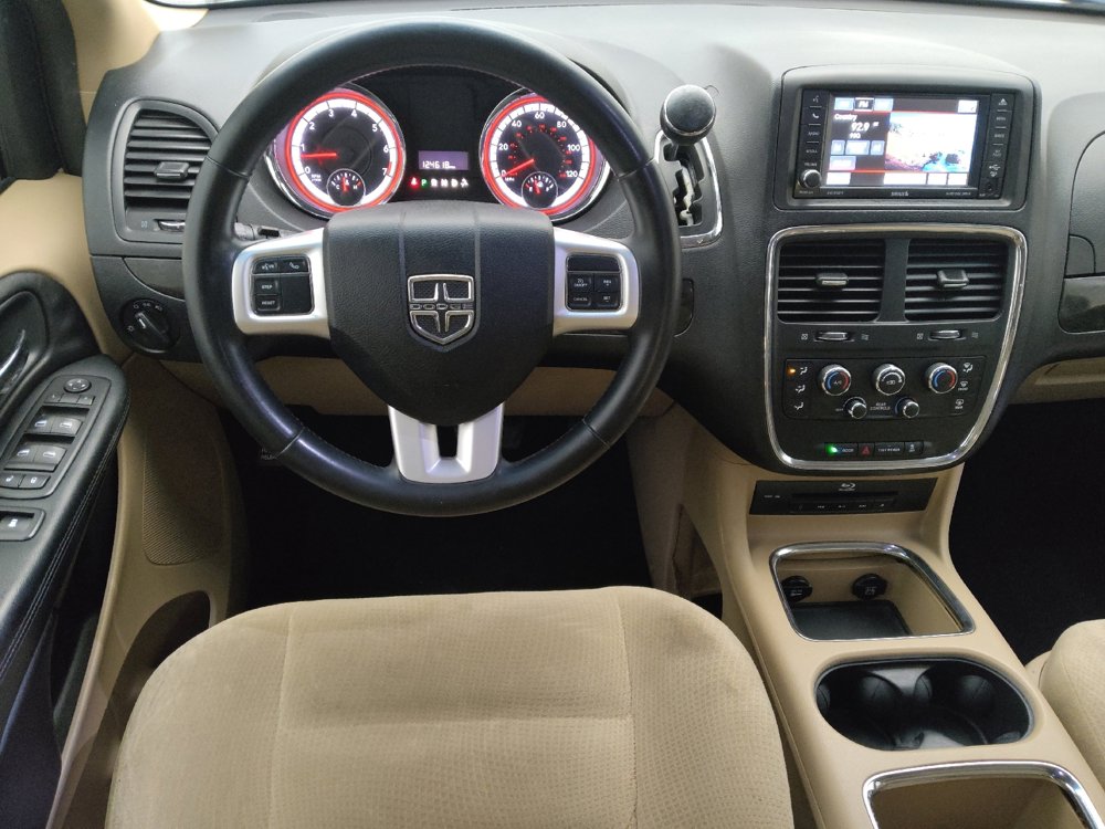 Used 2015 Dodge Grand Caravan SXT w/ UConnect Hands-Free Group image 22