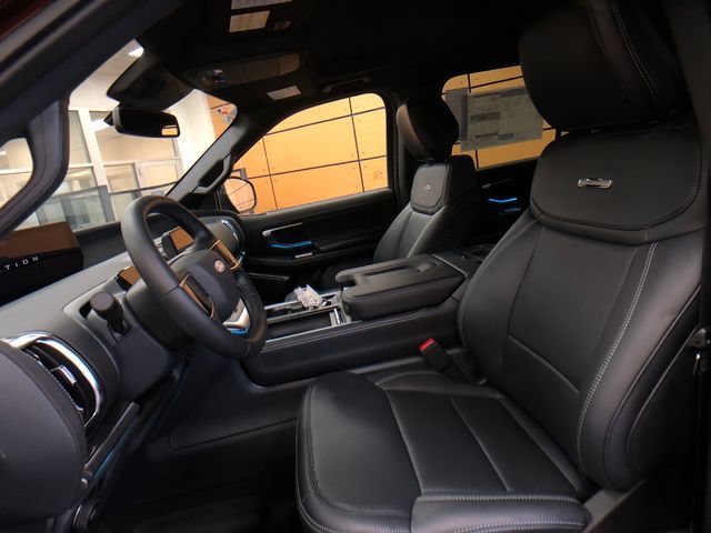 New 2027 Ford Expedition Platinum w/ Stealth Appearance Package AWD/4WD image 10