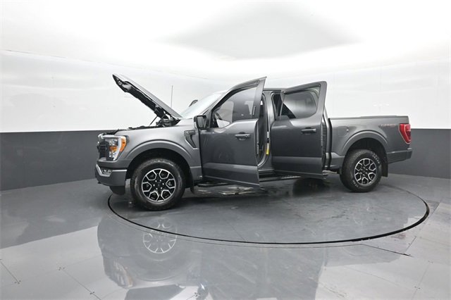 Used 2022 Ford F150 XLT w/ Equipment Group 302A High image 38