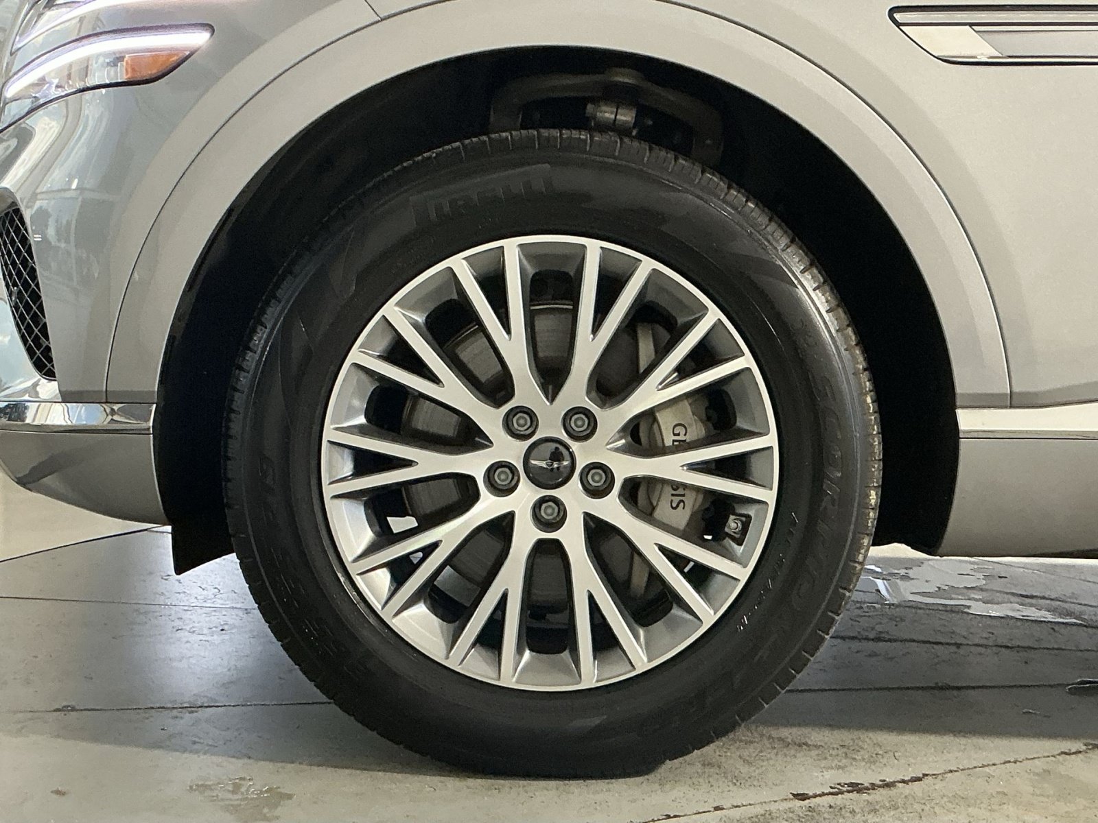 Used 2025 Genesis GV80 2.5T Standard AWD/4WD image 13