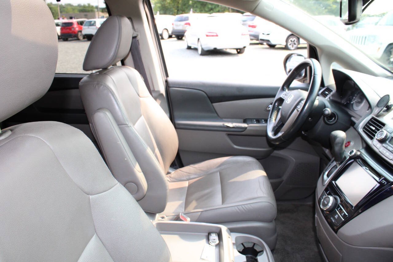 Used 2015 Honda Odyssey EX-L image 11