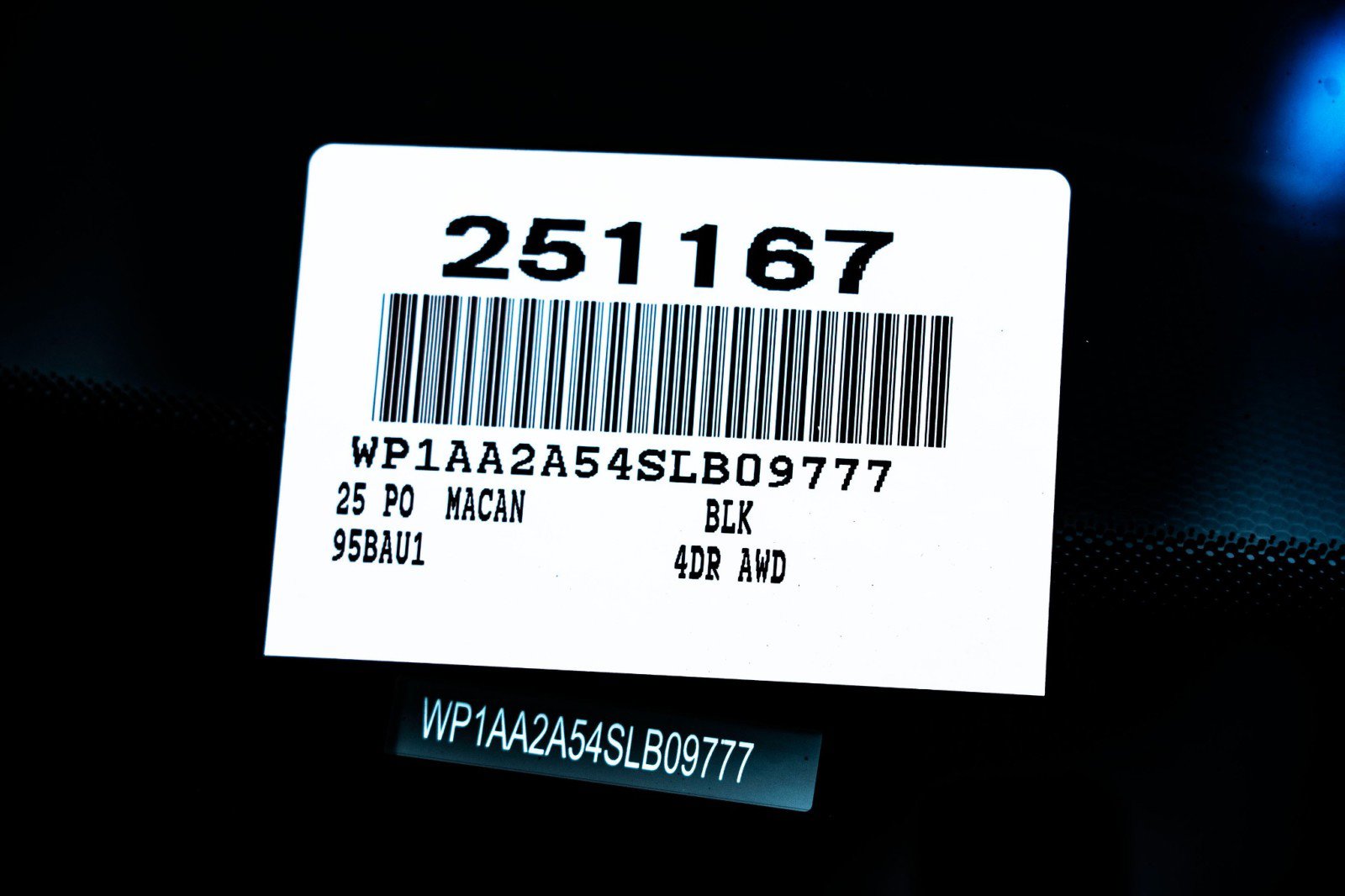 New 2025 Porsche Macan image 30