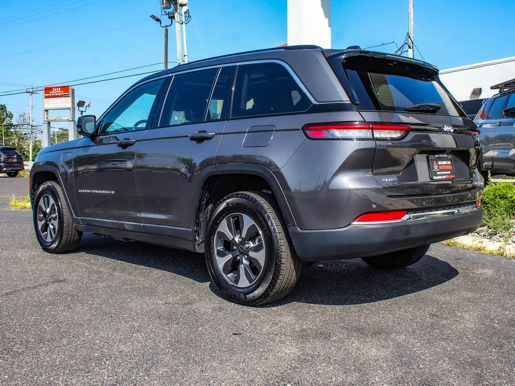 Used 2022 Jeep Grand Cherokee Limited 4xe AWD/4WD image 4