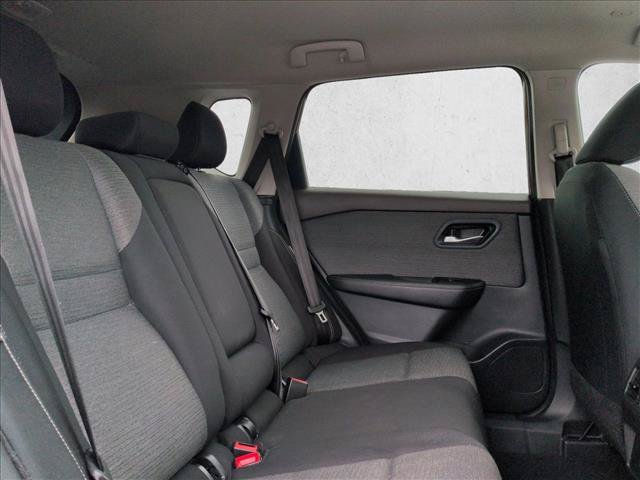 Used 2023 Nissan Rogue SV FWD image 19
