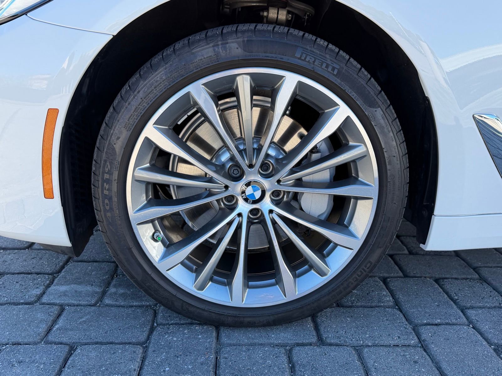 Used 2023 BMW 530i w/ Convenience Package image 13