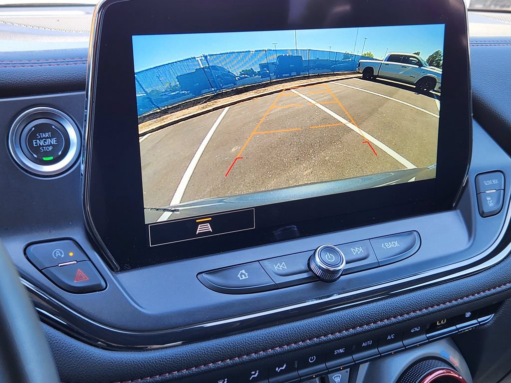 Used 2025 Chevrolet Blazer RS FWD image 22
