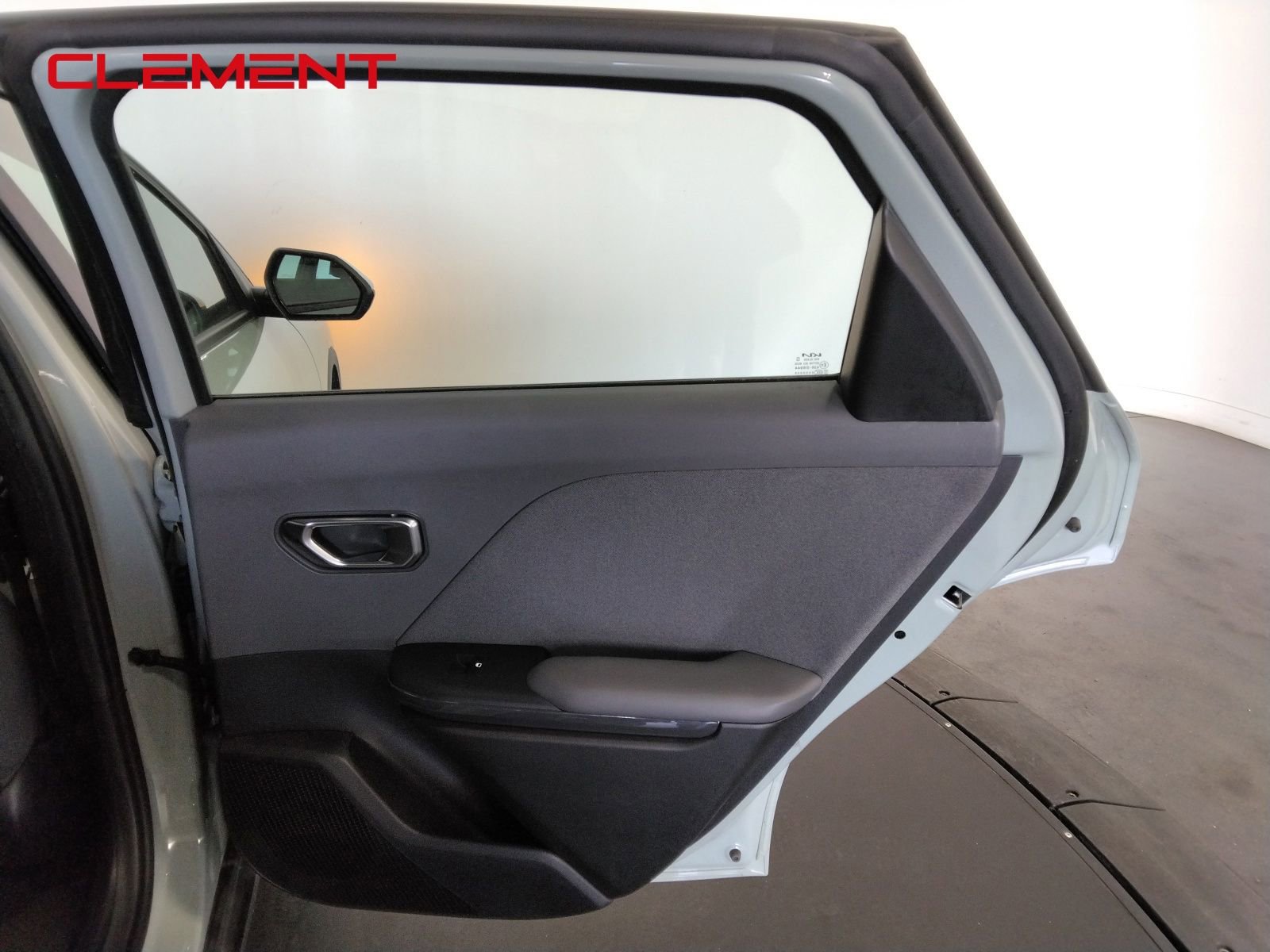 Used 2025 Kia K4 EX image 34