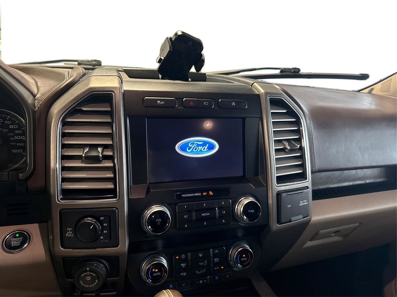 Used 2020 Ford F150 Limited w/ Trailer Tow Package AWD/4WD image 14