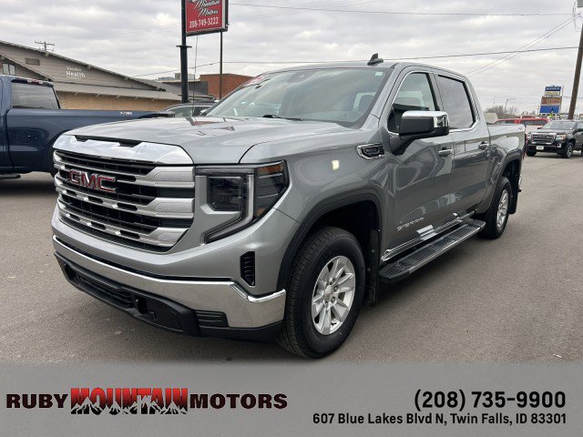 Used 2025 GMC Sierra 1500 SLE image 3