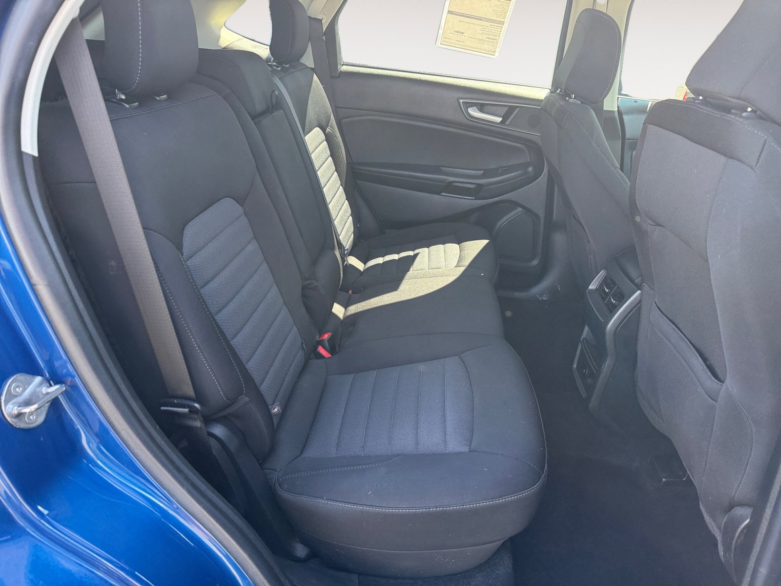 Certified 2024 Ford Edge SE w/ Black Appearance Package image 18