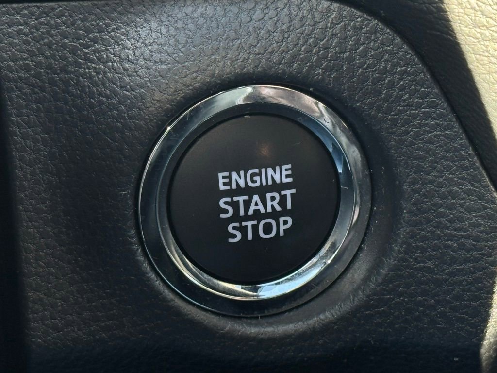 Used 2024 Toyota RAV4 XLE image 27