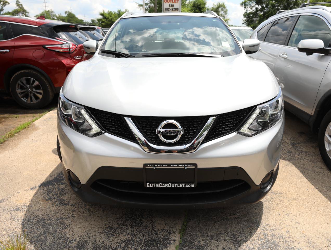 Used 2017 Nissan Rogue Sport SV AWD/4WD image 3