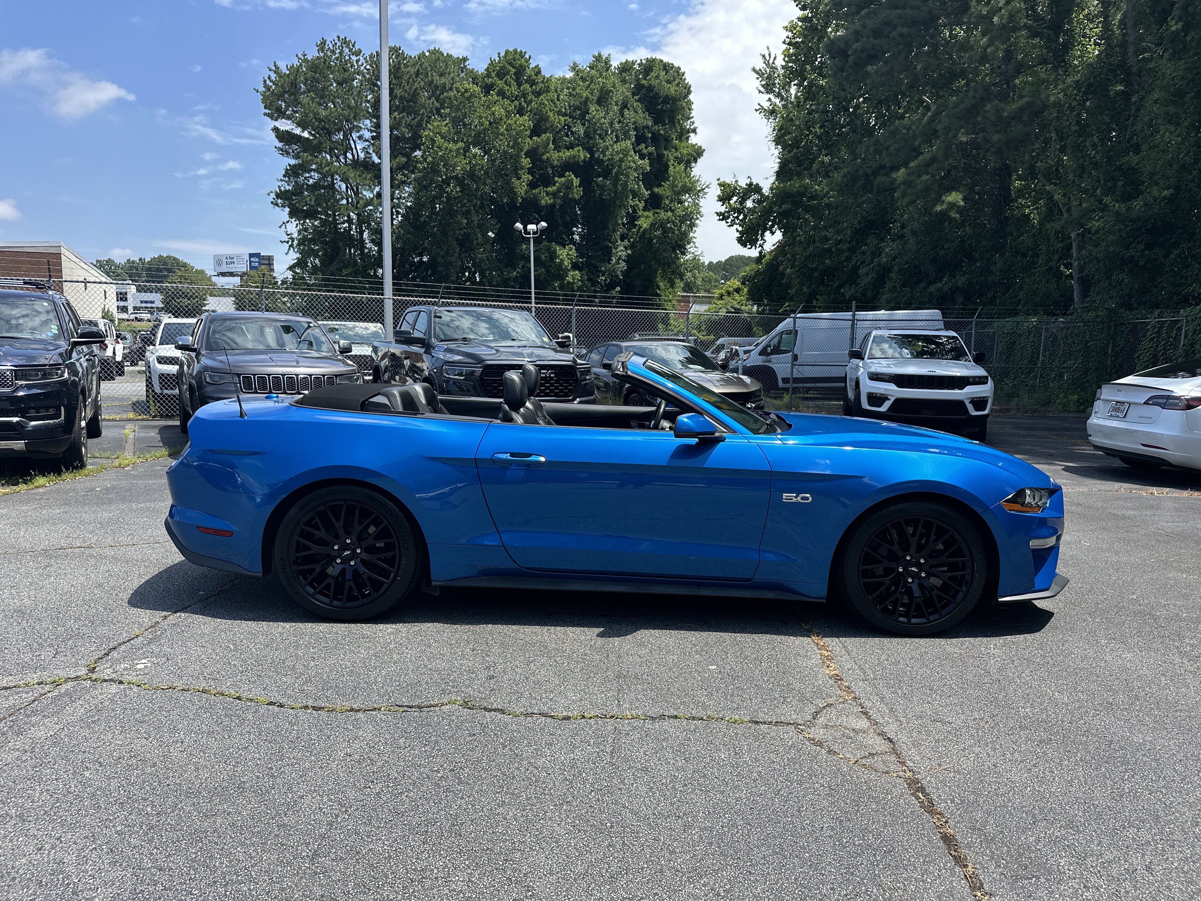 Used 2019 Ford Mustang GT Premium w/ GT Performance Package RWD image 10